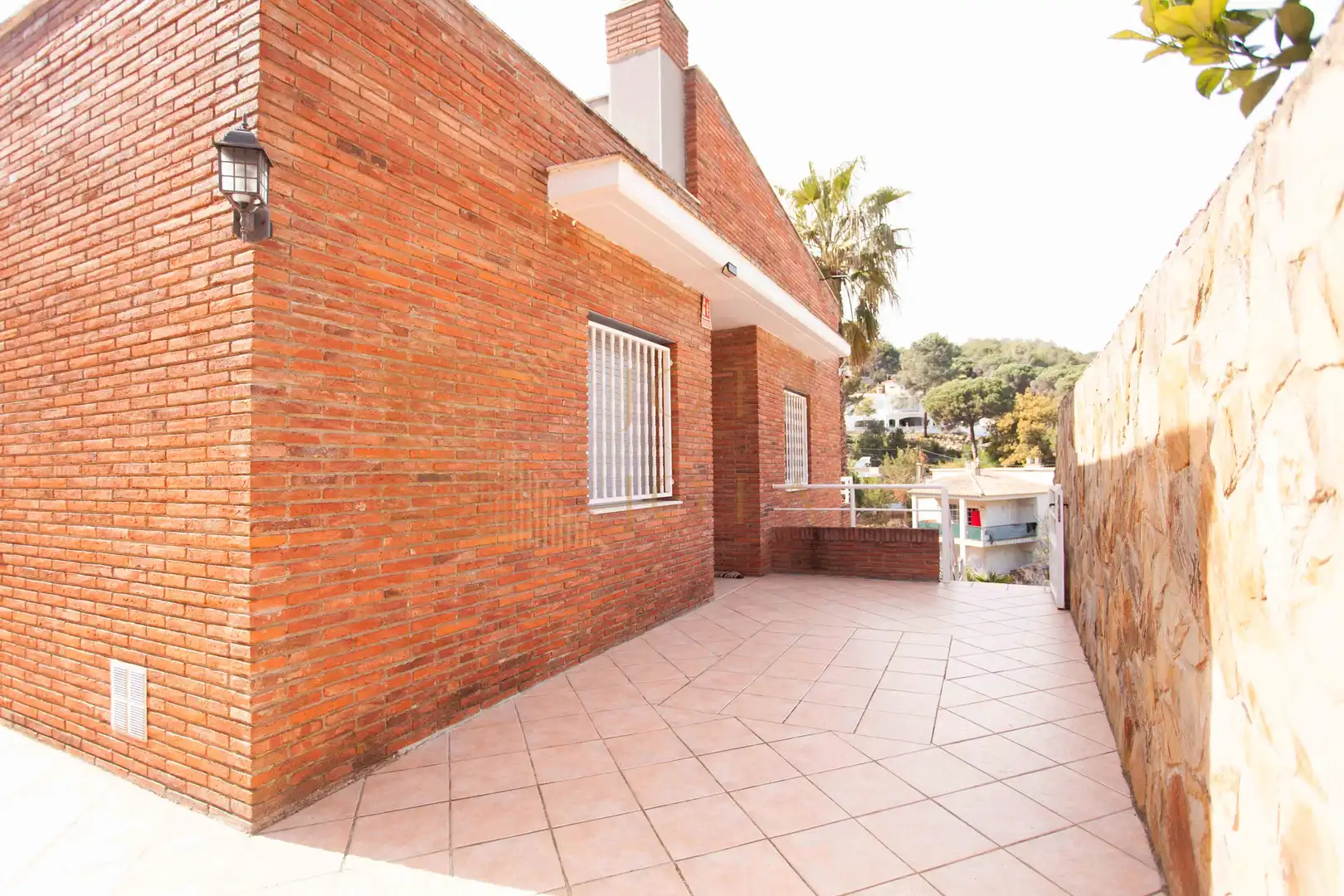 Vista exterior de Casa o xalet en venda en Lloret de Mar amb Calefacció, Jardí privat i Terrassa