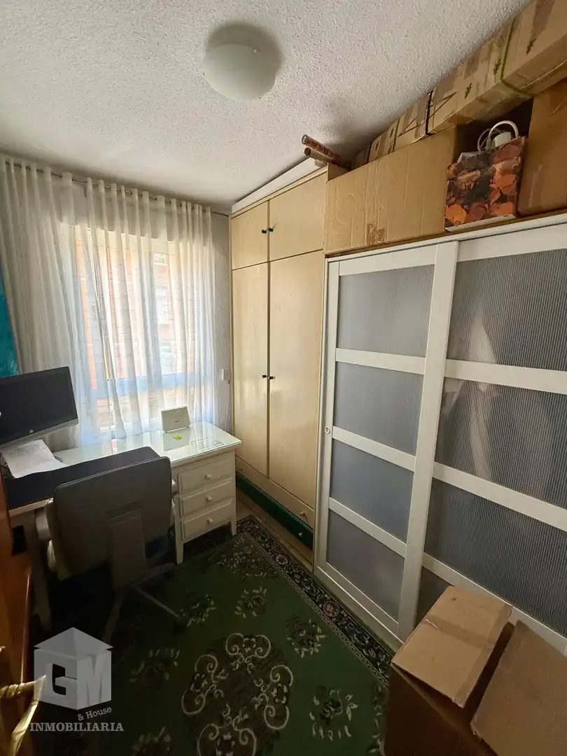 Dormitori de Pis en venda en Móstoles amb Aire condicionat, Calefacció i Terrassa
