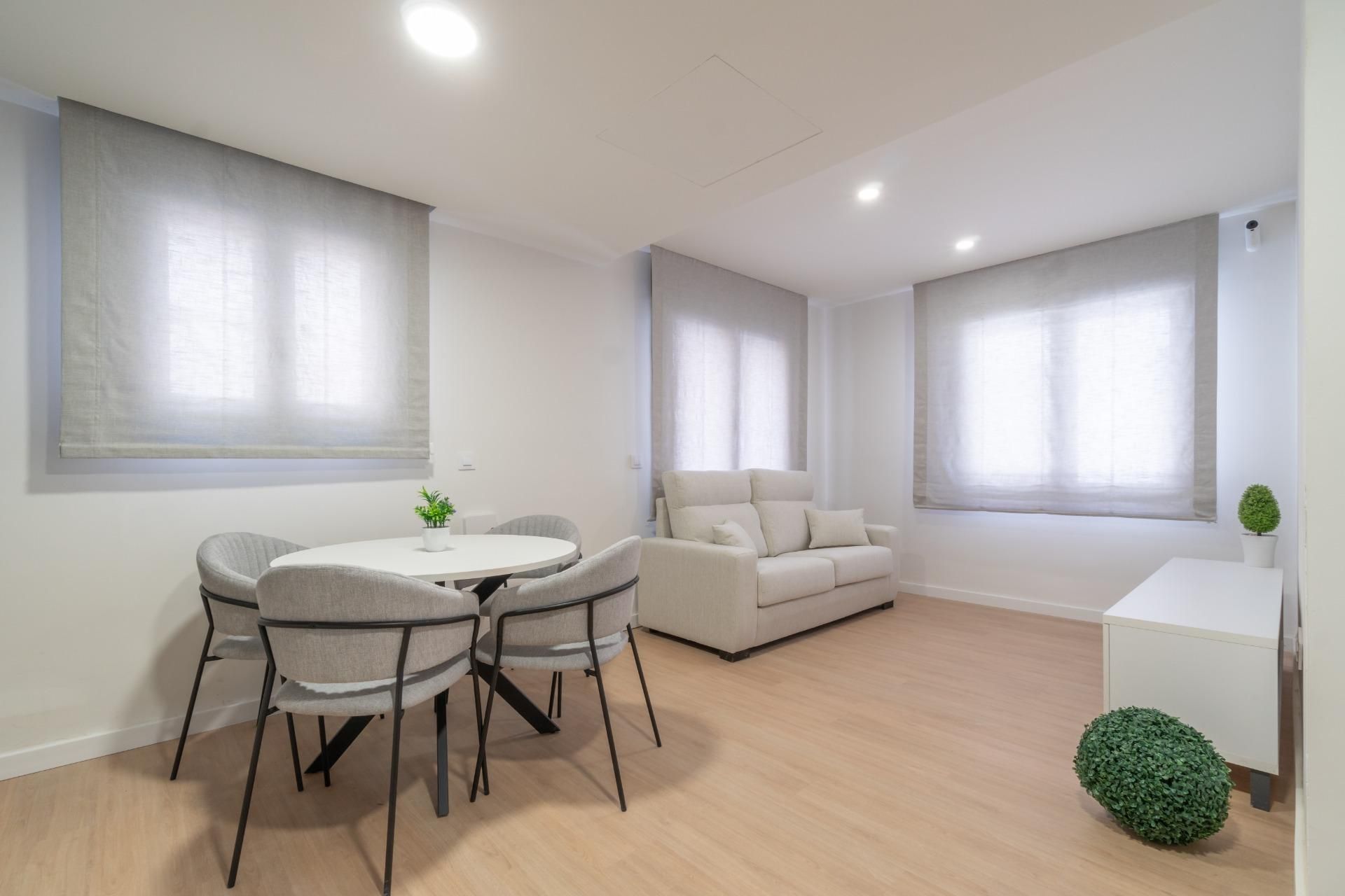 Living room of Flat for rent to own in Roses  with Terrace