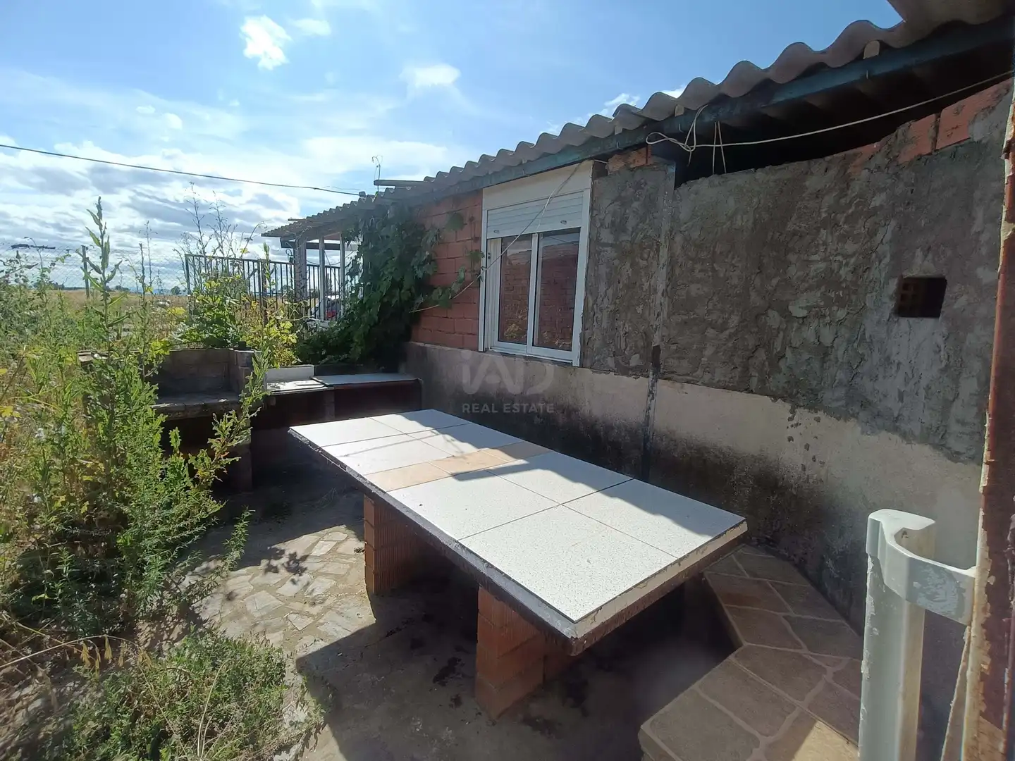 Terrassa de Casa o xalet en venda en San Pedro Bercianos amb Calefacció