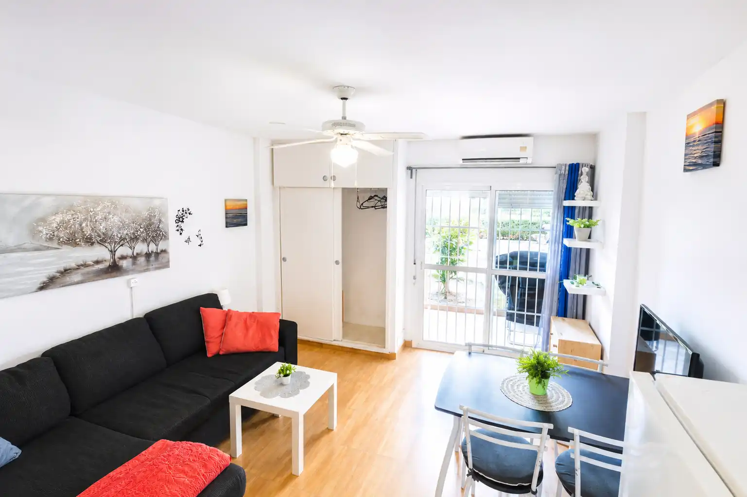 Apartamento con ascensor en alquiler en Parque de la Paloma, imagen 4