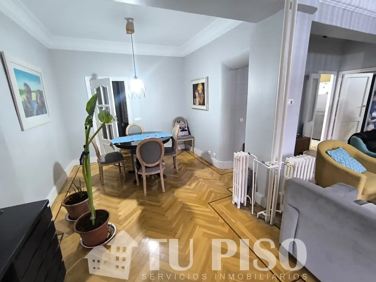 Sala de estar de Piso en venta en Madrid con Calefacción, Trastero y Amueblado