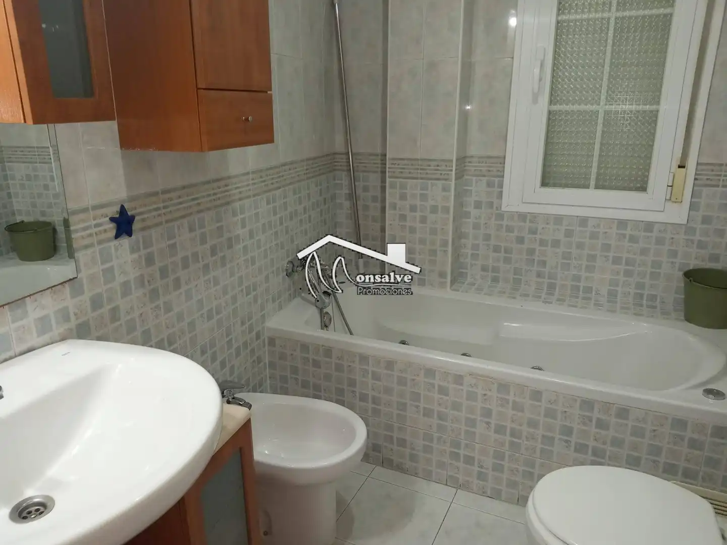 Baño de Piso en venta en Yeles con Aire acondicionado, Calefacción y Amueblado