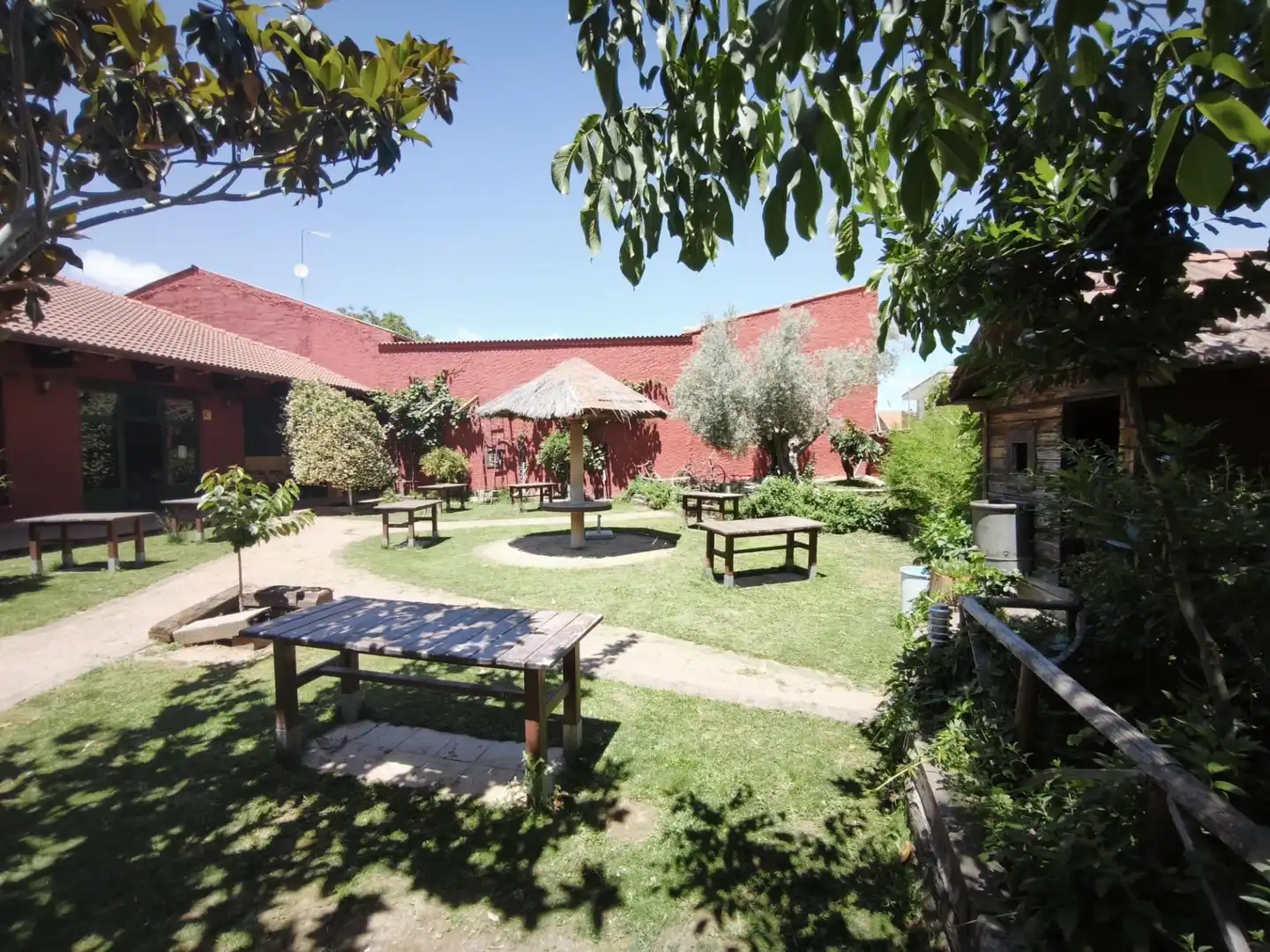 Buildings for sale in Alija del Infantado
