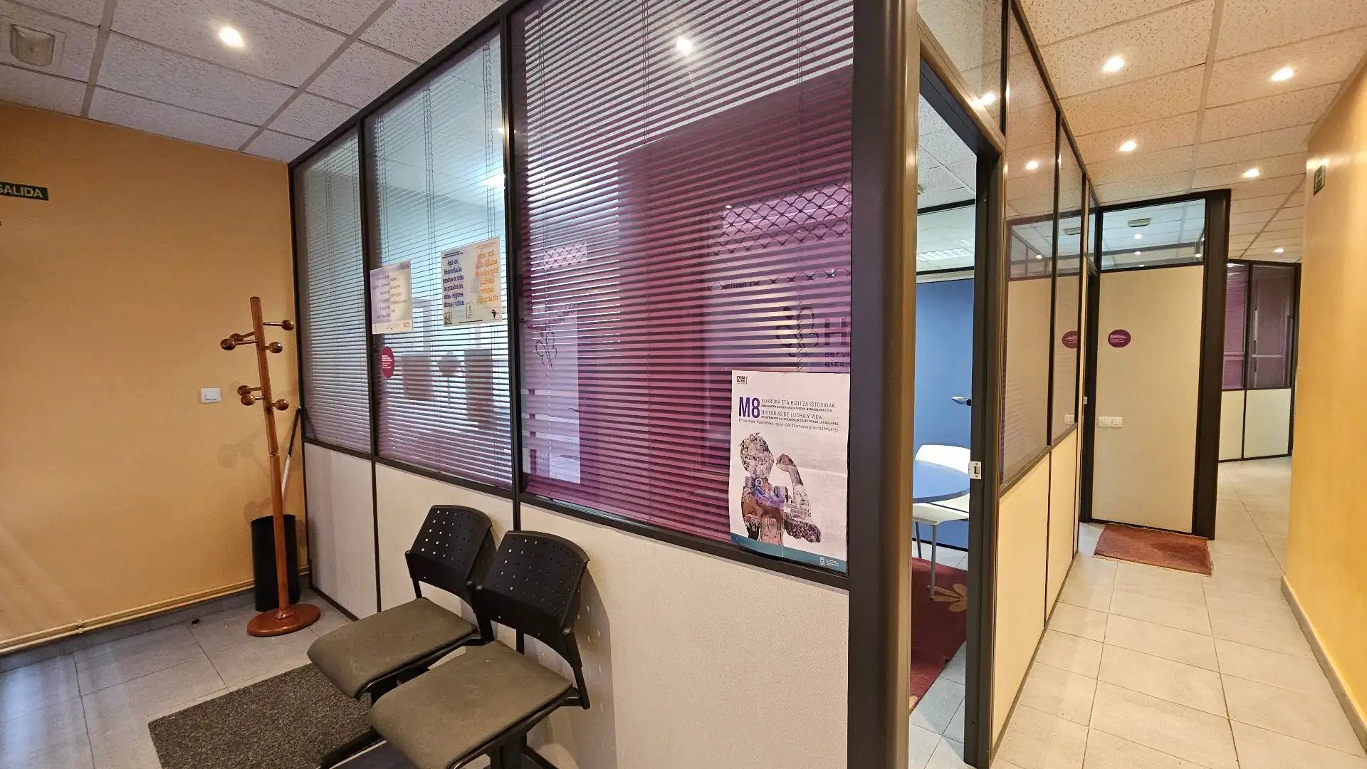 Local en venta en Vitoria - Gasteiz con Calefacción y Amueblado