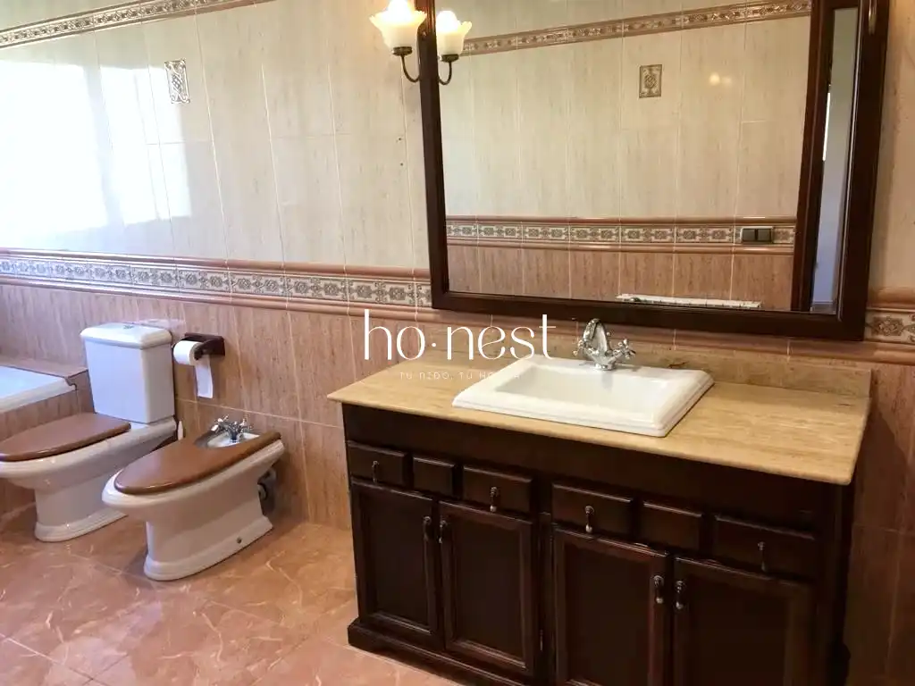 Casa con terraza en venta en Sant Cugat Sesgarrigues, imagen 7