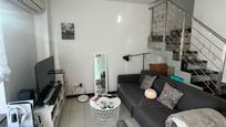 Living room of Duplex to rent in  Madrid Capital  with Air Conditioner, Furnished and Washing machine