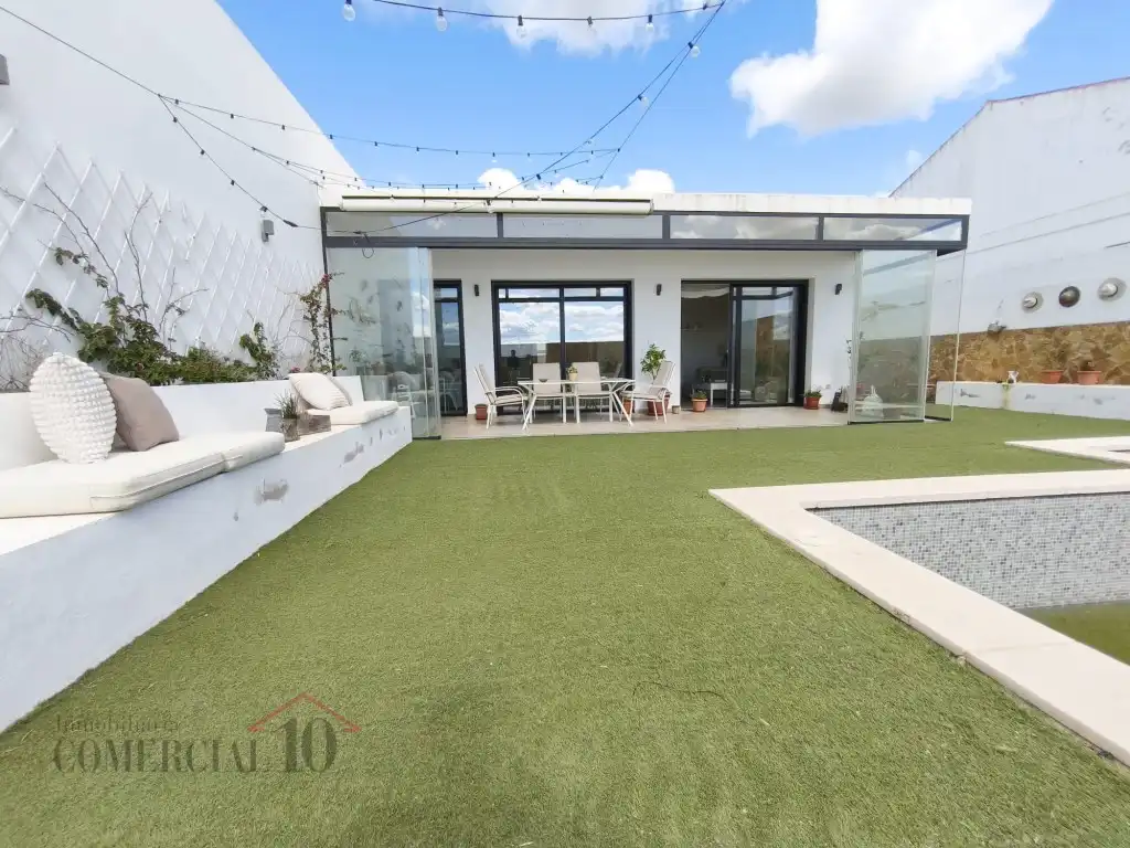 Chalet con piscina en venta en Olivenza, imagen 6