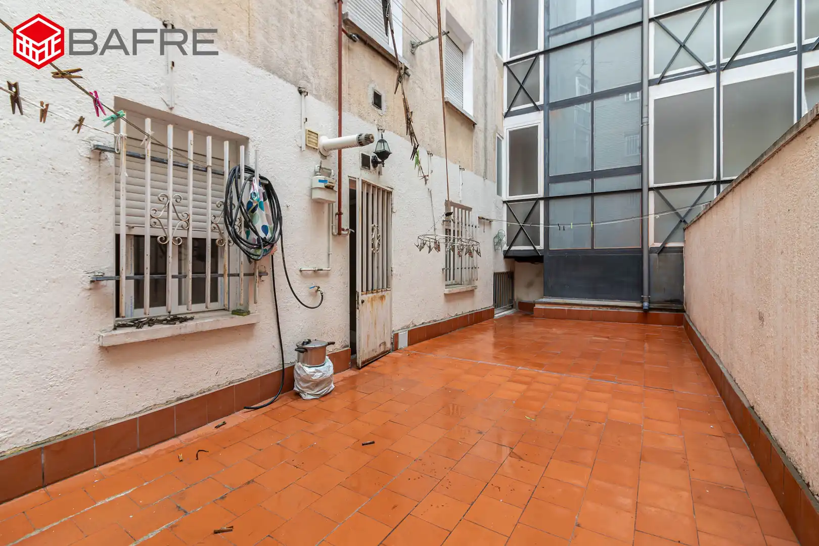 Piso en venta en Calle de la Laguna, Vista Alegre