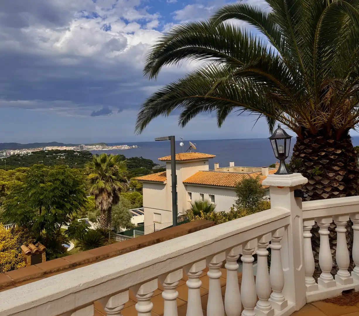 Außenansicht von Haus oder Chalet zum Verkauf in Calonge i Sant Antoni mit Heizung, Privatgarten und Terrasse