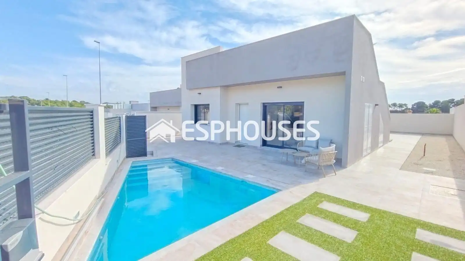 Piscina de Casa o xalet en venda en Pilar de la Horadada amb Terrassa, Piscina i Balcó