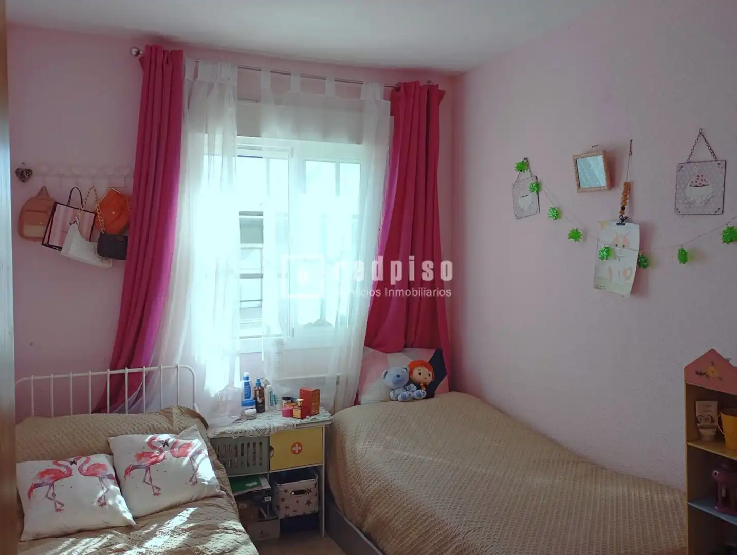 Schlafzimmer von Wohnung zum Verkauf in Yeles mit Klimaanlage und Heizung