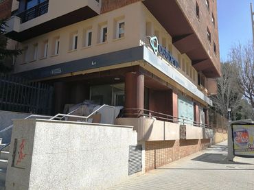 Local comercial en alquiler en Calle Alcalde José María de Miguel 2