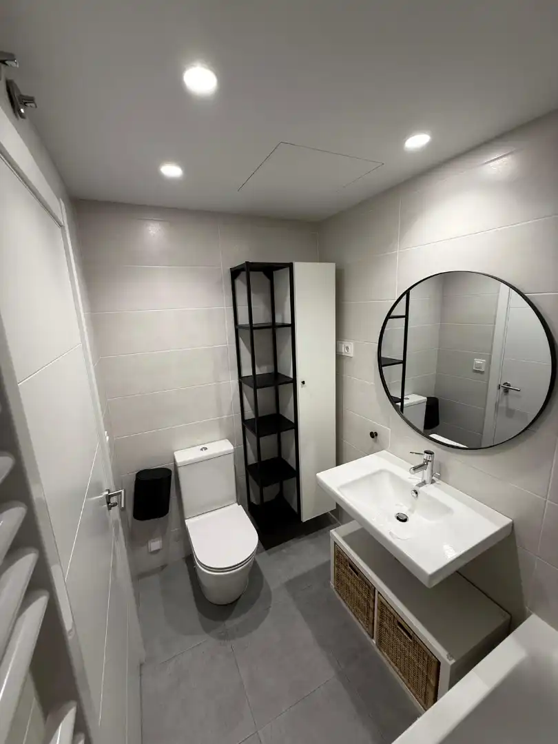 Baño de Piso en venta en Bilbao  con Calefacción, Jardín privado y Parquet