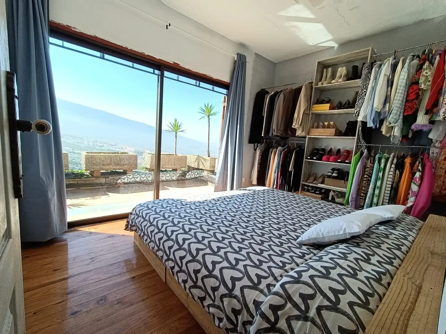Bedroom of Country homes for sale in La Orotava  with Alarm