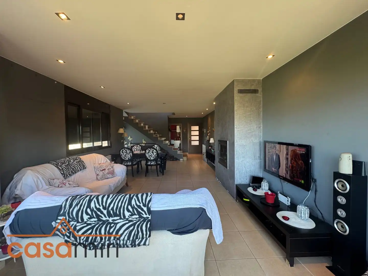 Sala de estar de Casa o chalet en venta en Sant Cebrià de Vallalta con Aire acondicionado, Calefacción y Jardín privado