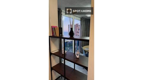 Foto 3 von Zimmer in Foietes, Benidorm