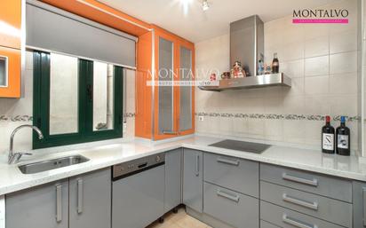 Kitchen of Flat for sale in Cájar  with Air Conditioner, Heating and Terrace