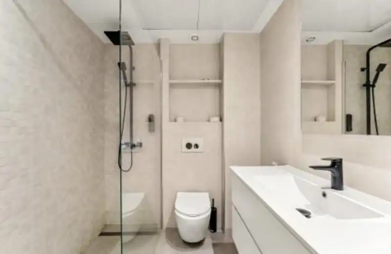 Baño de Planta baja en venta en Marbella con Aire acondicionado, Calefacción y Terraza