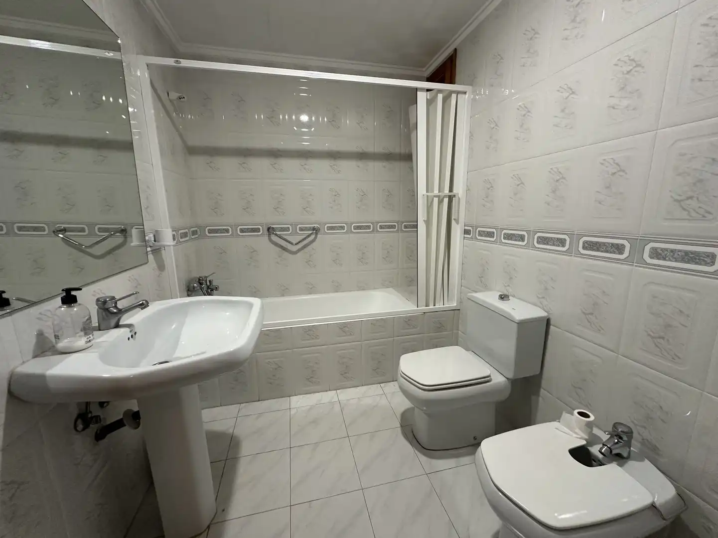 Bathroom of Flat for sale in Centro  