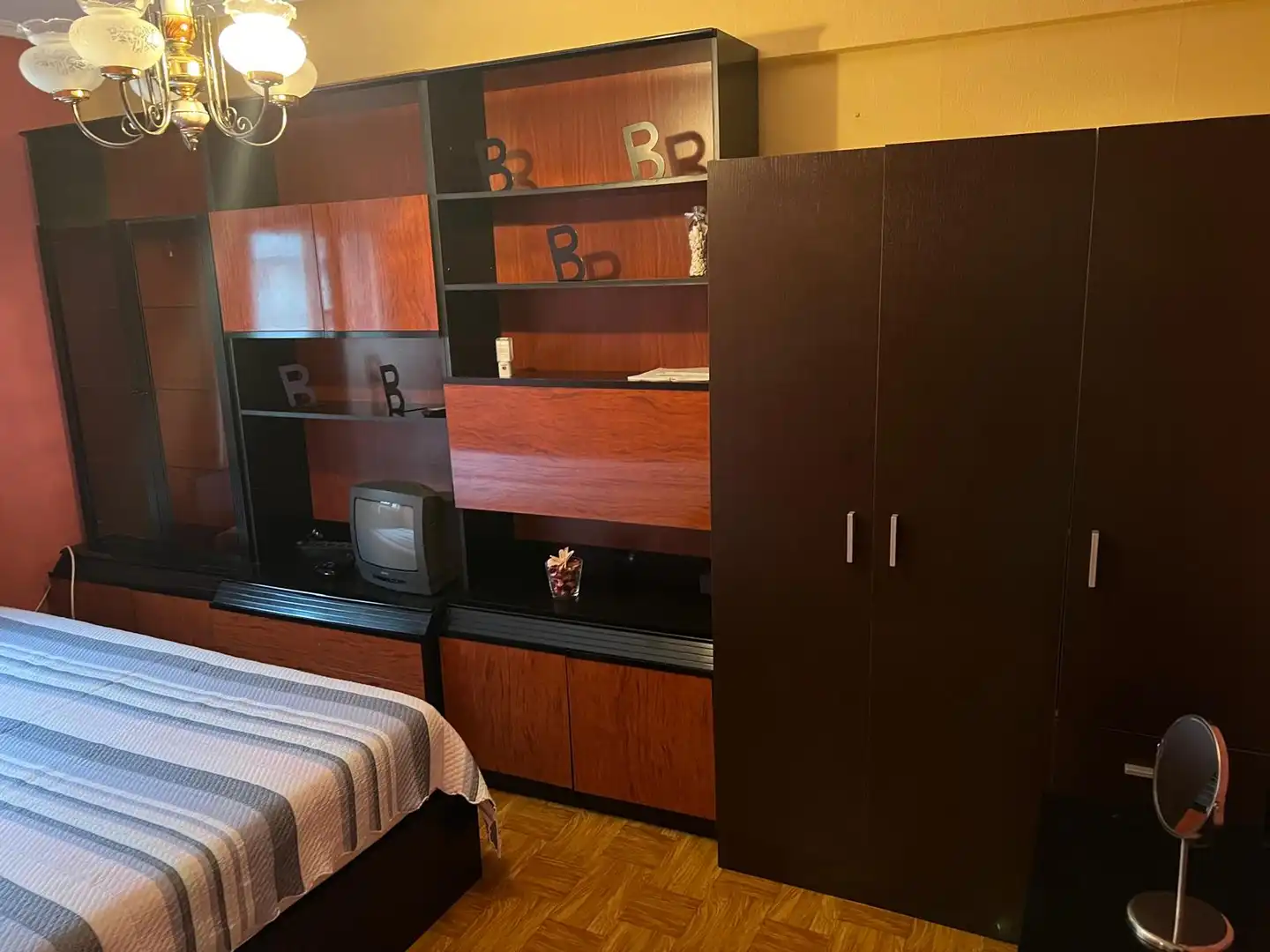 Habitación de Piso en venta en Ibaiondo