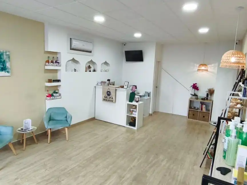 Local comercial en traspaso en Carrer d'Esteve Paluzie 4, imagen 4