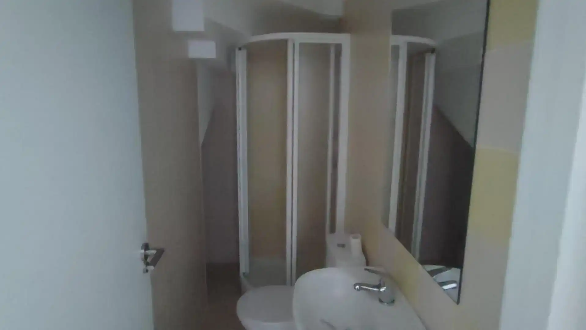Badezimmer von Maisonette zur Miete in Benalmádena mit Klimaanlage und Balkon