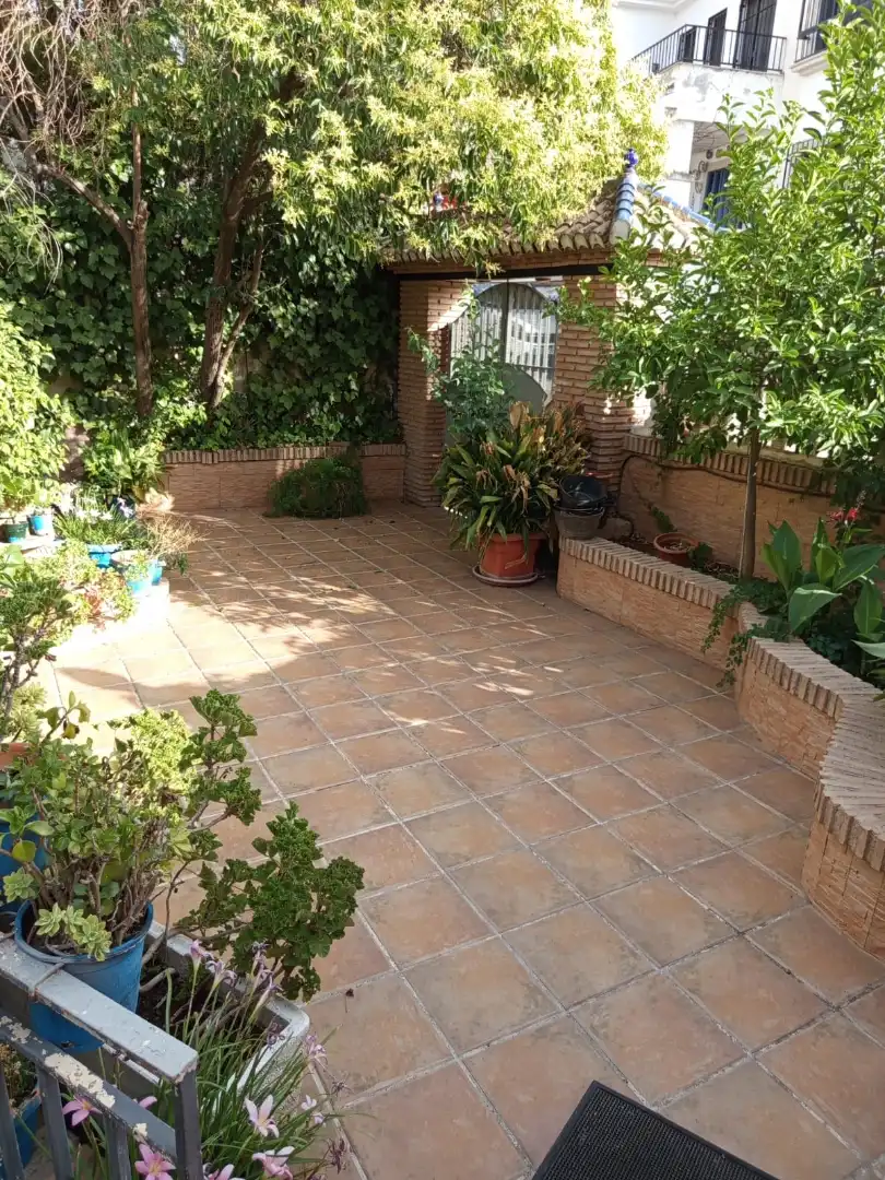 Terrassa de Casa o xalet en venda en La Zubia amb Jardí privat i Piscina