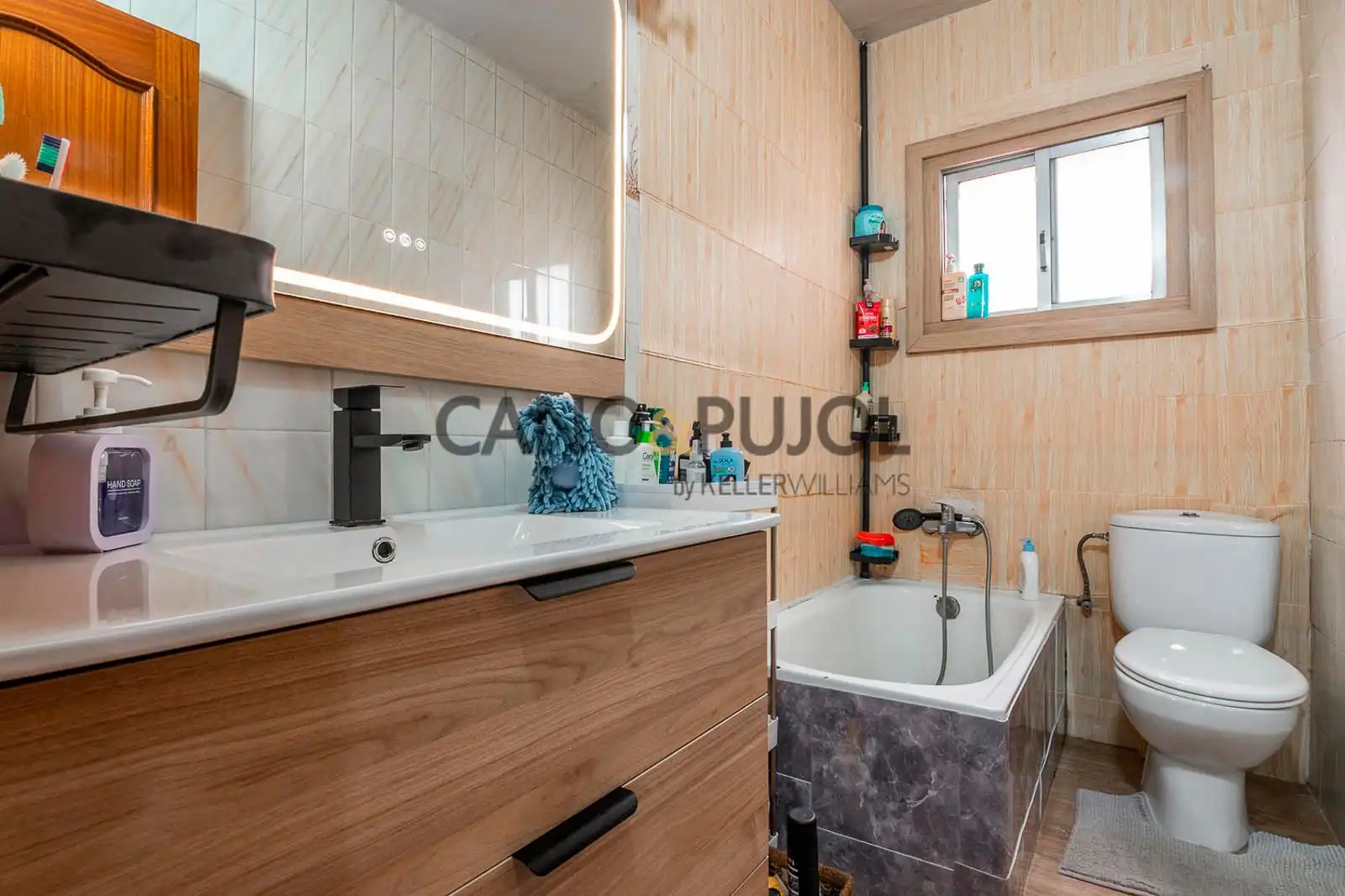 Baño de Piso en venta en Caldes de Montbui con Aire acondicionado y Terraza