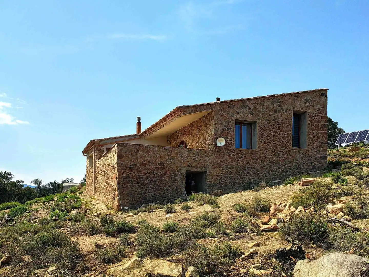 Vista exterior de Finca rústica en venda en La Jonquera amb Aire condicionat, Calefacció i Terrassa