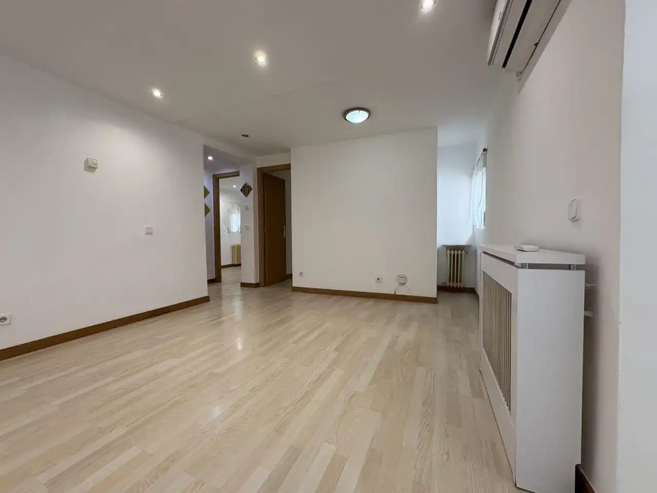 Planta baja de alquiler en Madrid con Aire acondicionado y Calefacción