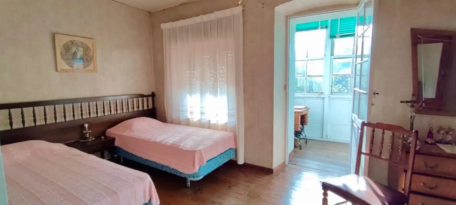 Habitación de Casa o chalet en venta en Llanes con Calefacción y Jardín privado