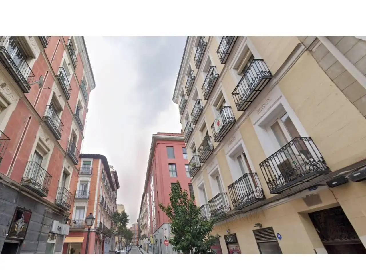 Flat with terrace for sale in divino pastor