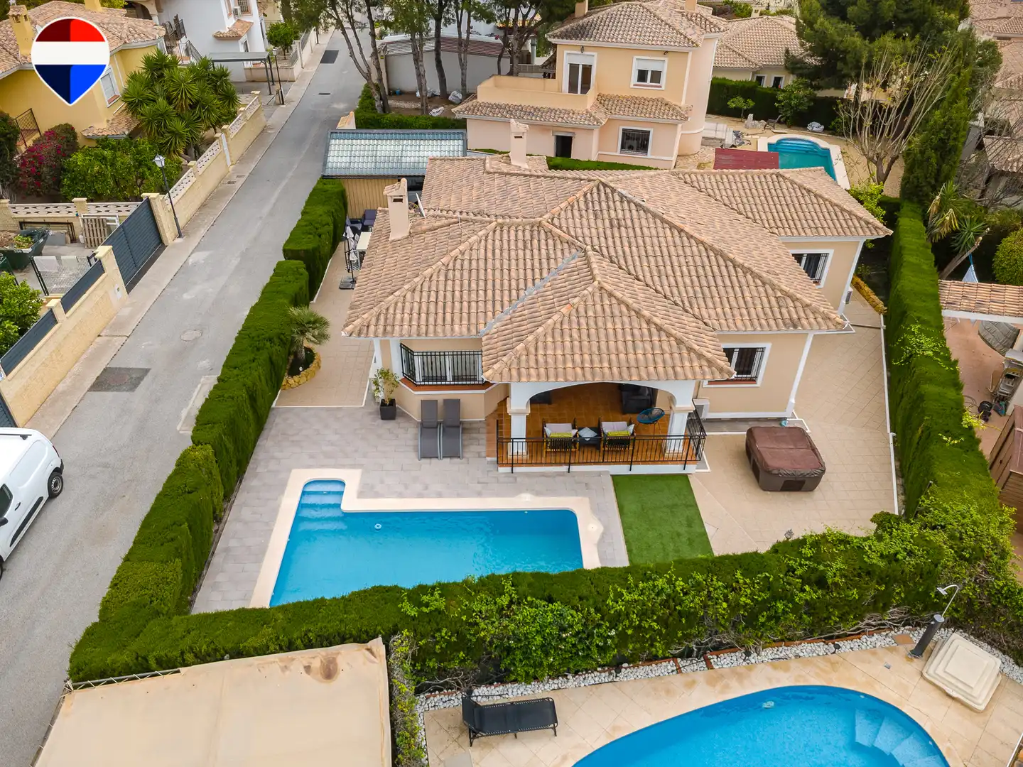 Vista exterior de Casa o chalet en venta en Mutxamel con Aire acondicionado, Terraza y Piscina