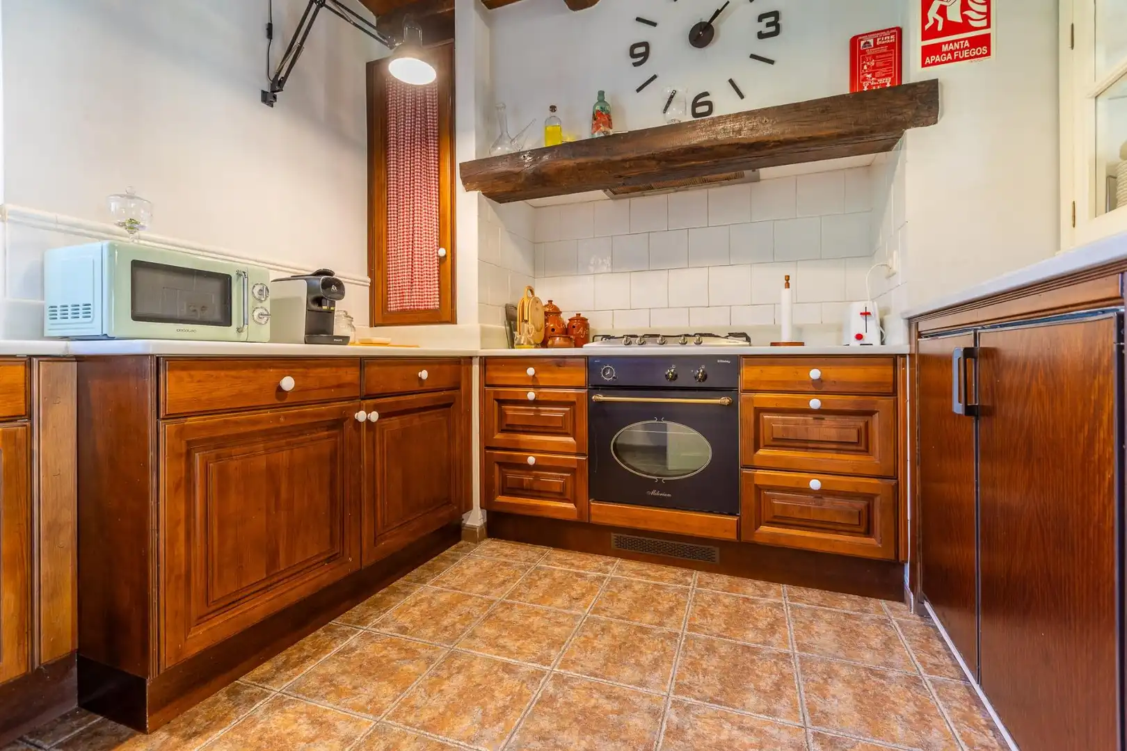 Cocina de Casa o chalet en venta en Cesuras con Jardín privado, Terraza y Trastero
