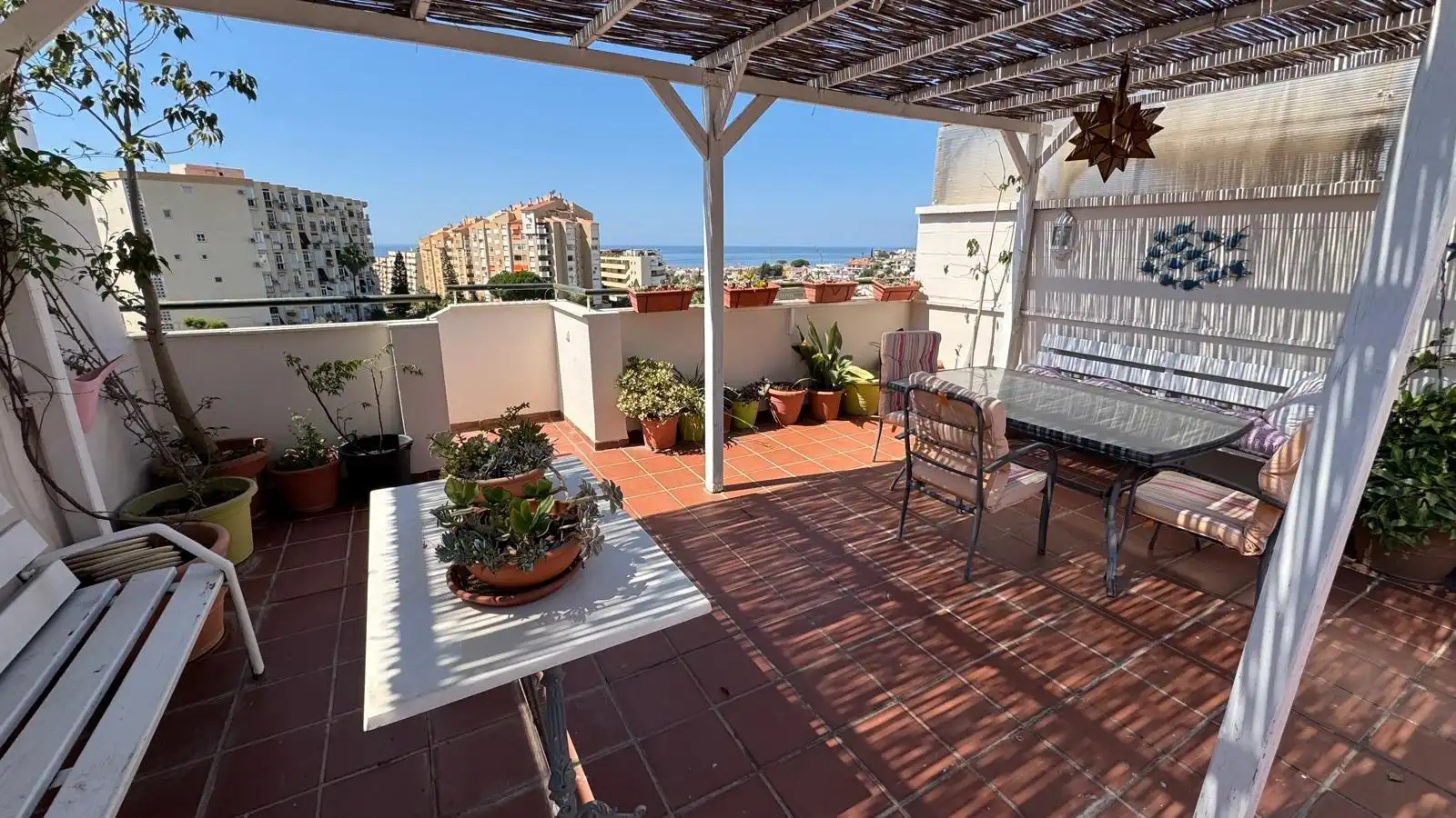 Terrassa de Àtic en venda en Rincón de la Victoria amb Aire condicionat, Jardí privat i Terrassa