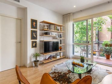 Piso con balcón en venta en Avenida de Roma