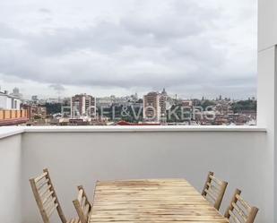 Terrassa de Apartament de lloguer en  Madrid Capital amb Aire condicionat, Calefacció i Jardí privat