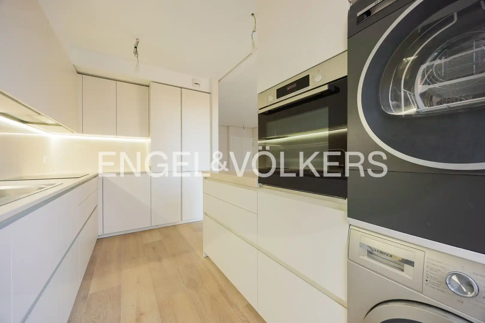 Kitchen of Flat for sale in Abando - Albia