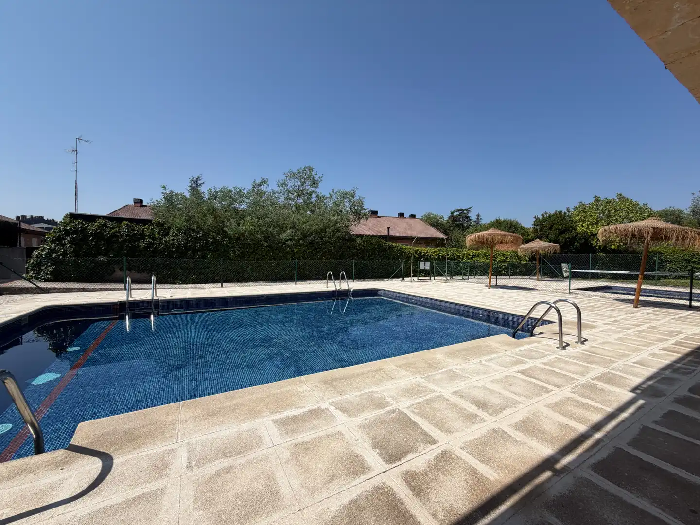 Piscina de Casa o chalet en venta en Colmenar Viejo con Calefacción, Jardín privado y Terraza