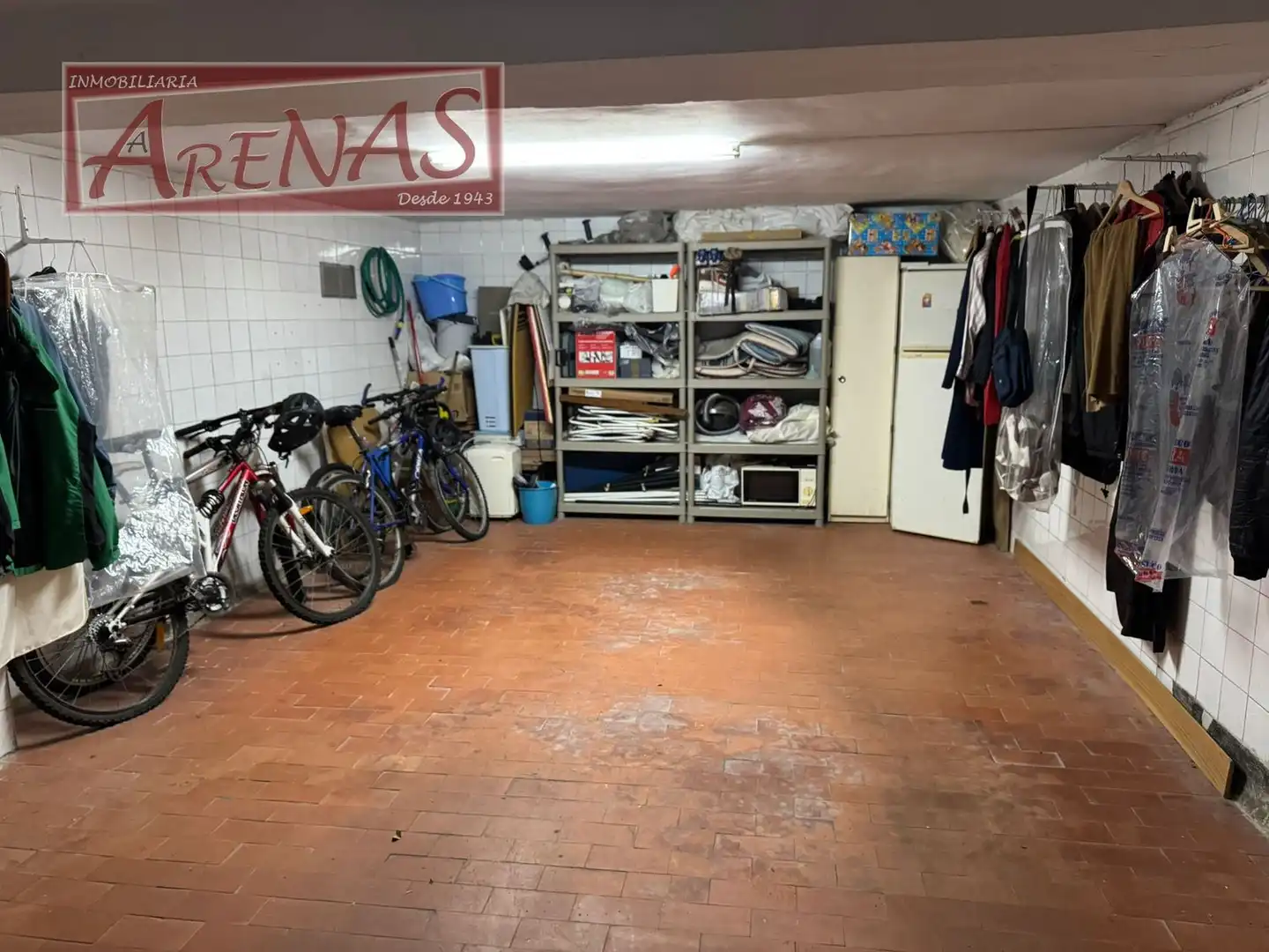 Piso en venta en Laredo con Calefacción, Jardín privado y Parquet