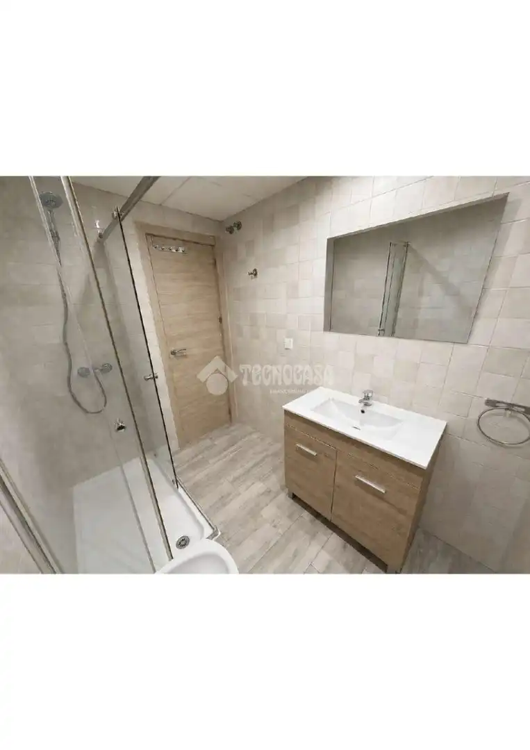 Baño de Piso en venta en Benalmádena