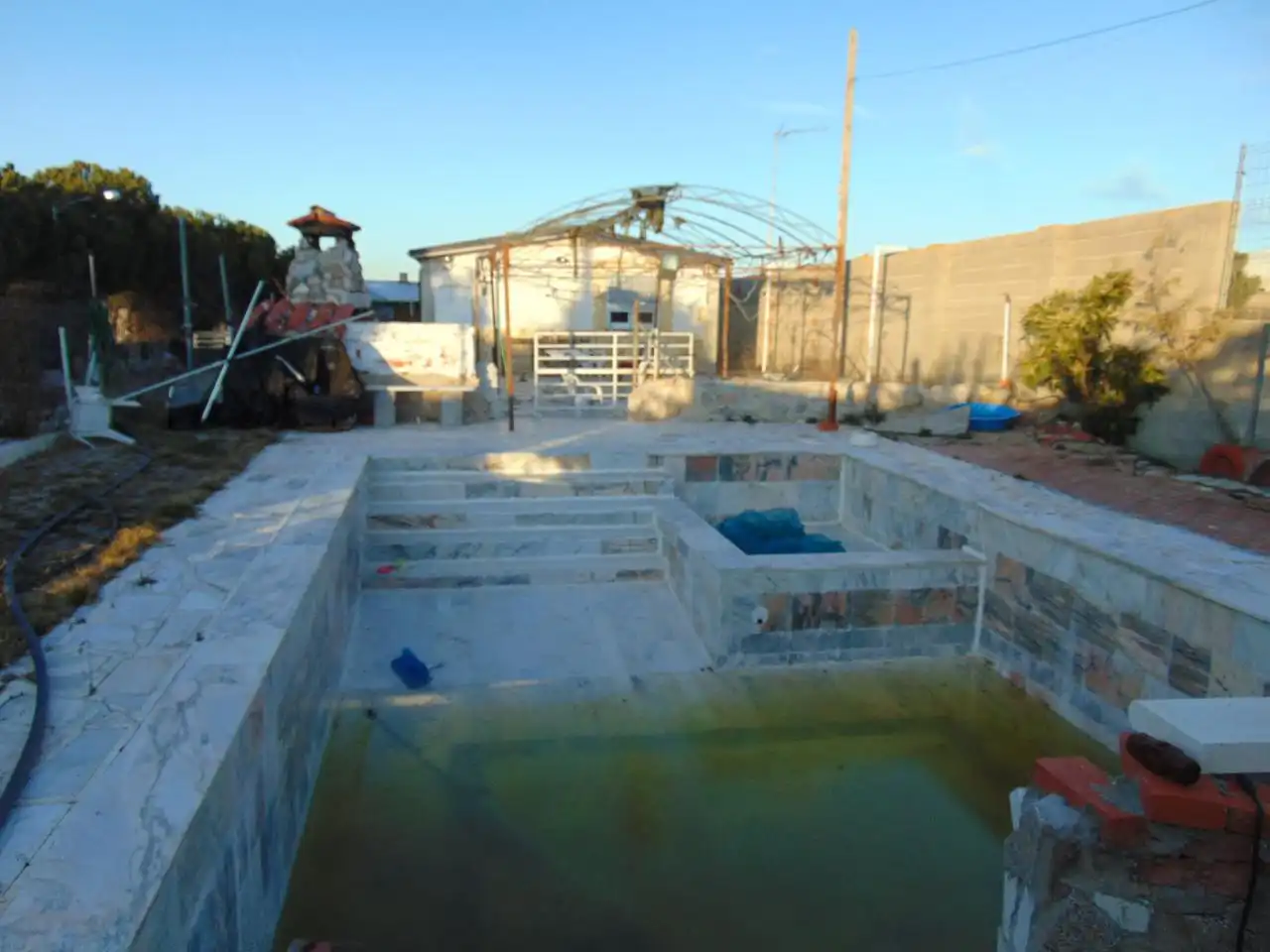 Schwimmbecken von Residential zum Verkauf in Martiherrero