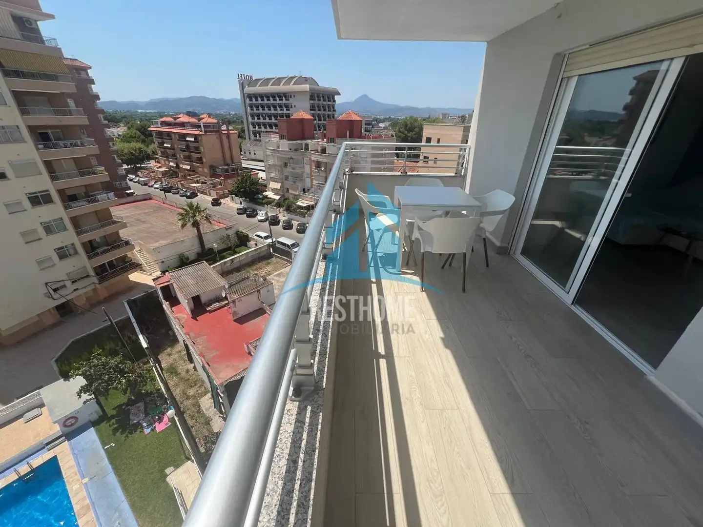 Terraza de Apartamento en venta en Miramar con Aire acondicionado, Terraza y Amueblado