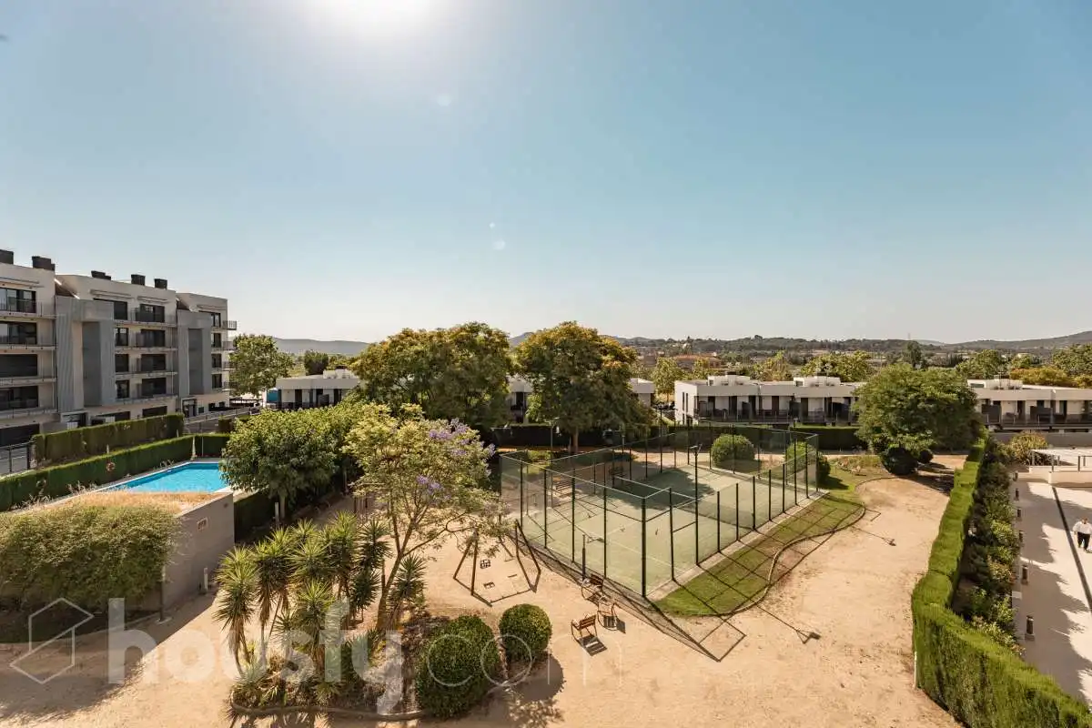 Terrassa de Pis en venda en Vilafranca del Penedès amb Aire condicionat, Calefacció i Jardí privat
