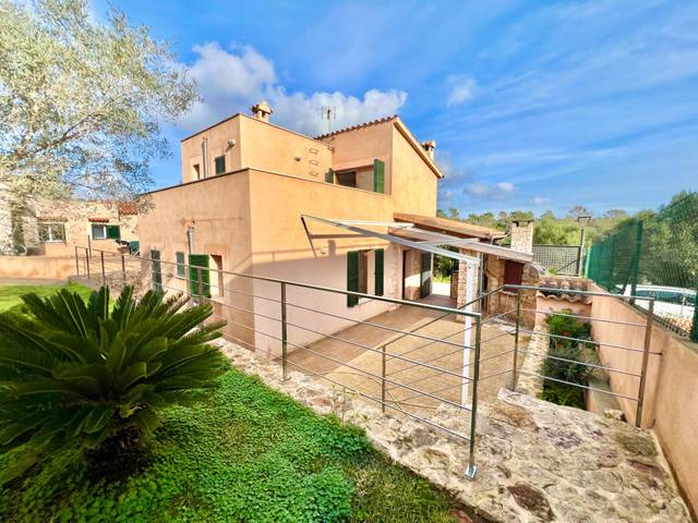 Casa-chalet en Alquiler en Cala Llombards