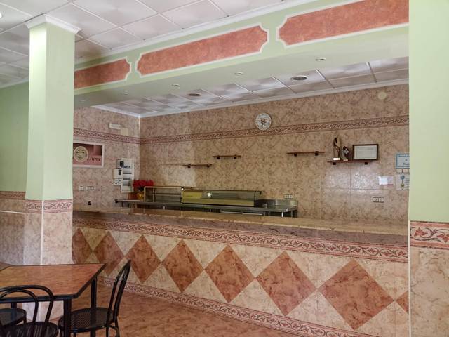 Local comercial en Venta en Benissanó