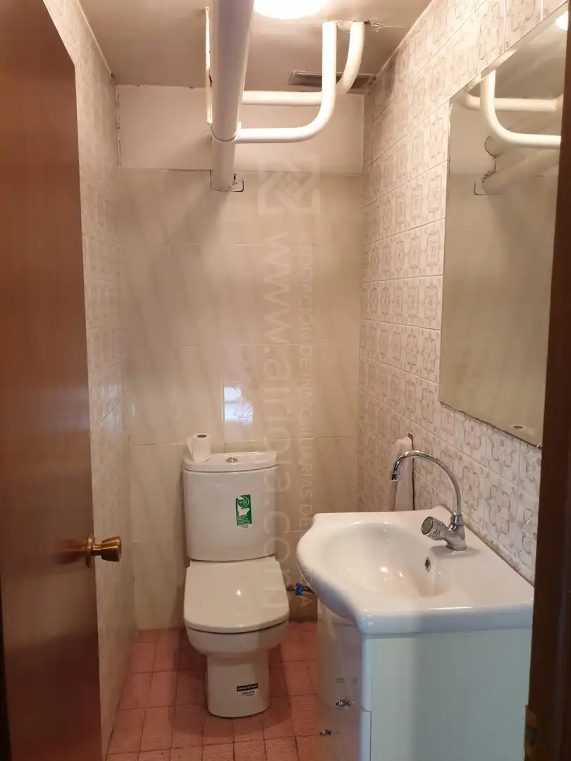 Local comercial en venta en Logroño - Vara de Rey    -   Ingenieros Pino y Amorena, imagen 8