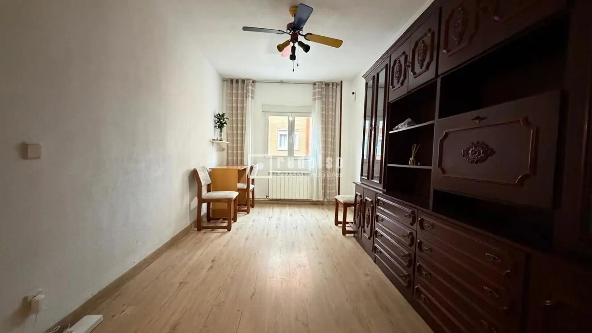 Living room of Flat for sale in  Madrid Capital  with Heating and Terrace