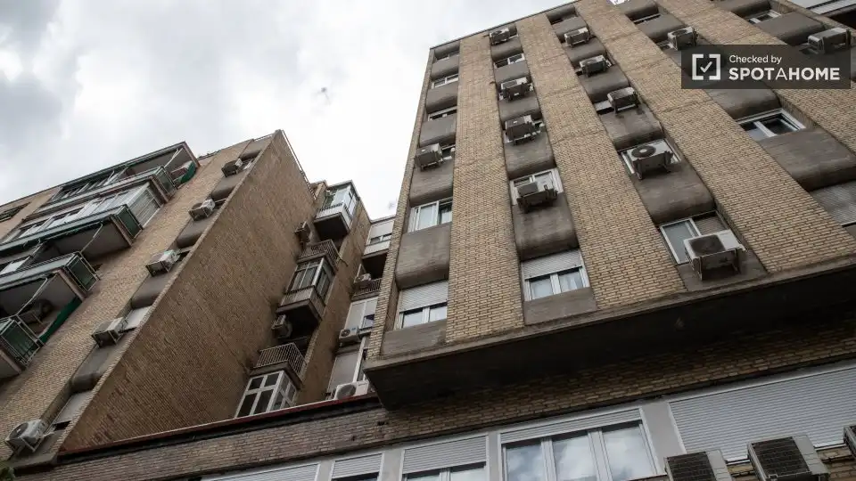 Flat for rent in Adelfas